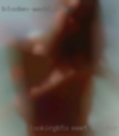 Lookingbto meet new people and have horny women in Oxnard fun.